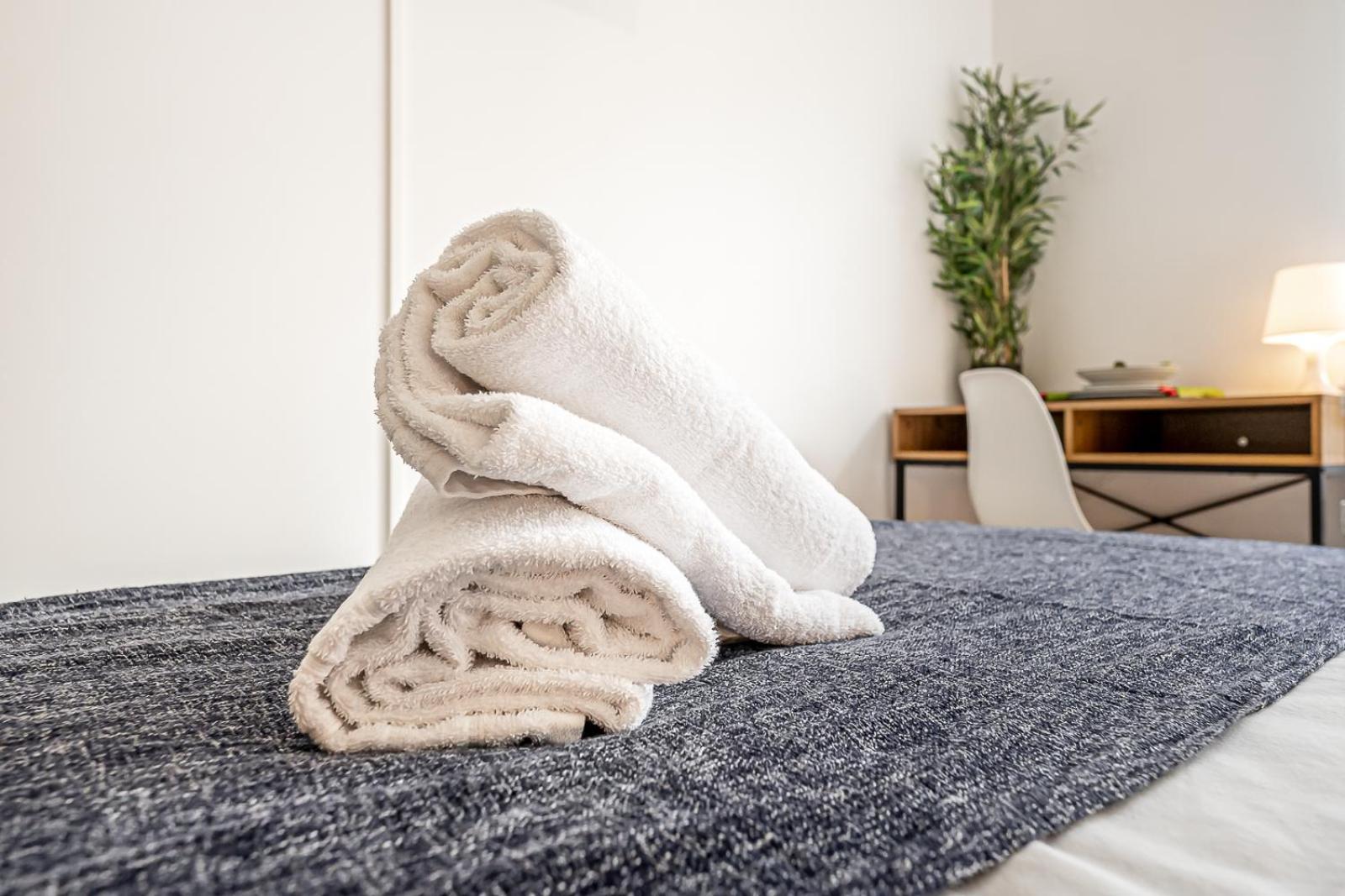 Santos Mattos Guesthouse & Apartments By Lisbon With Sintra Amadora Luaran gambar