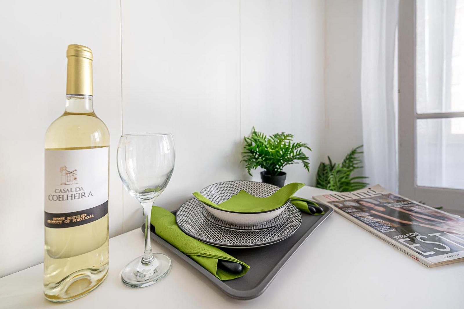 Santos Mattos Guesthouse & Apartments By Lisbon With Sintra Amadora Luaran gambar